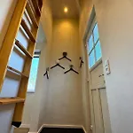 Cozy & Modern Living In شقة أودنسه